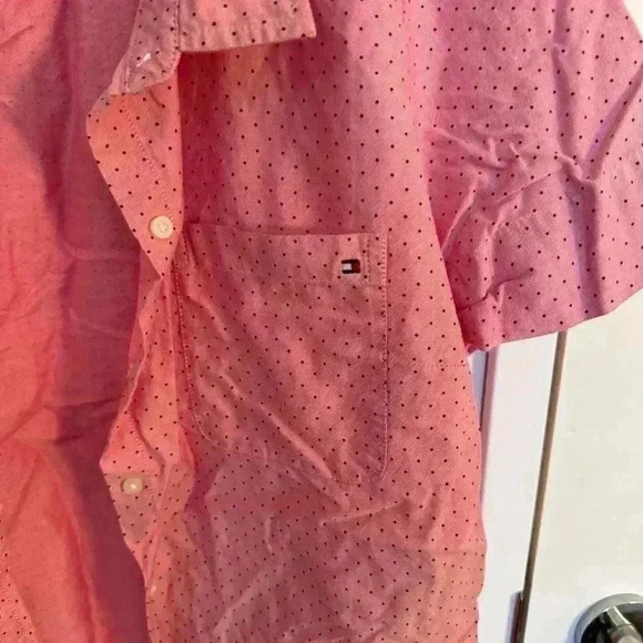 TOMMY HILFIGER pink polka dot button down - Picture 4 of 7